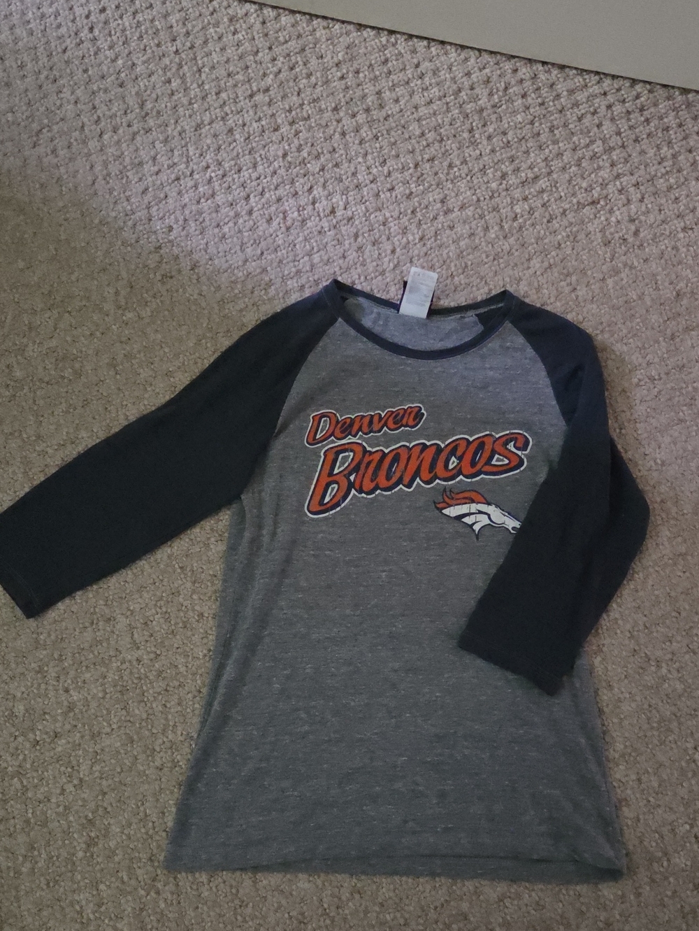 Women's Denver Broncos Baseball Style Shirt Size Large